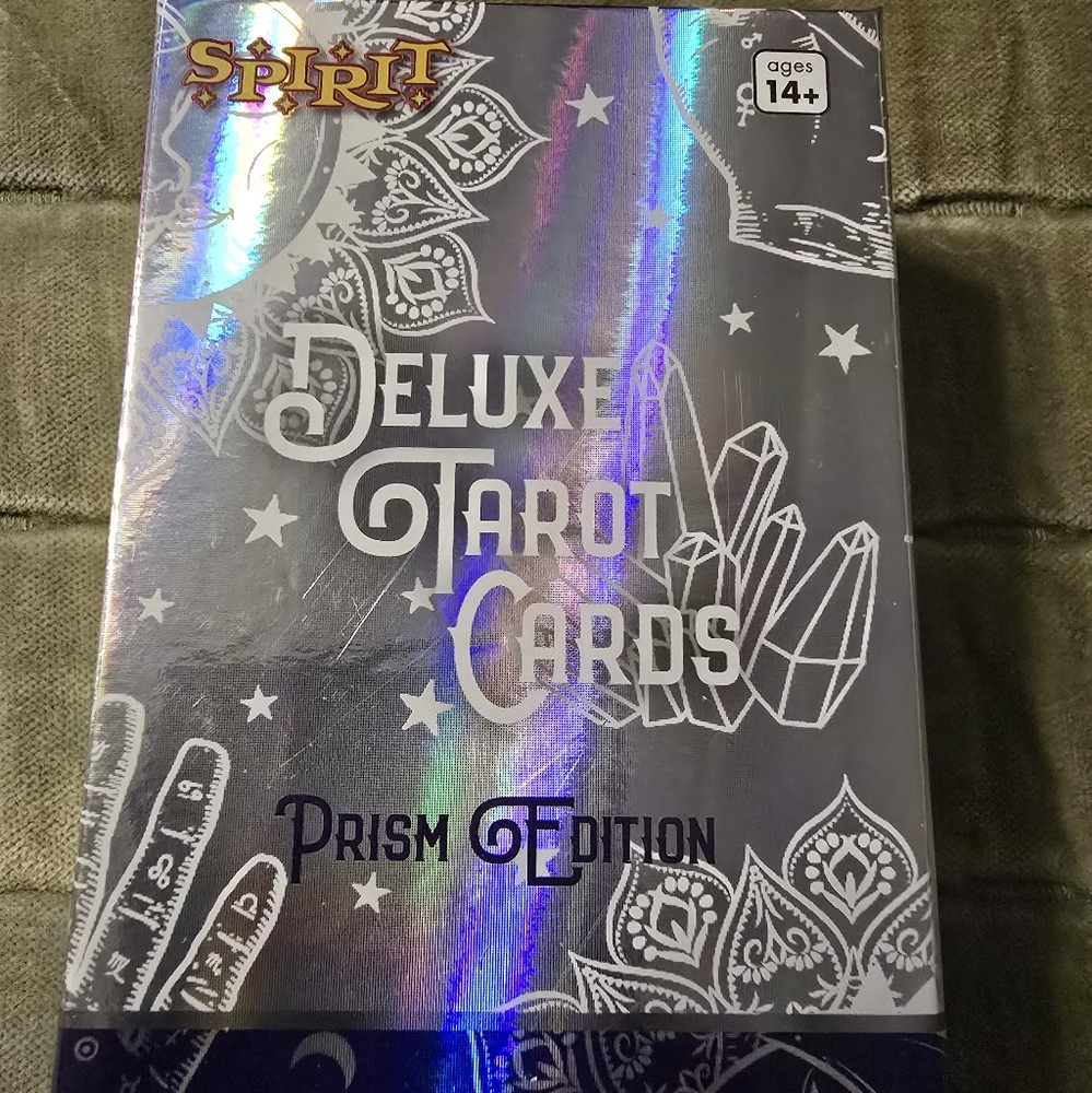 Deluxe Tarot Cards - Prism Edition